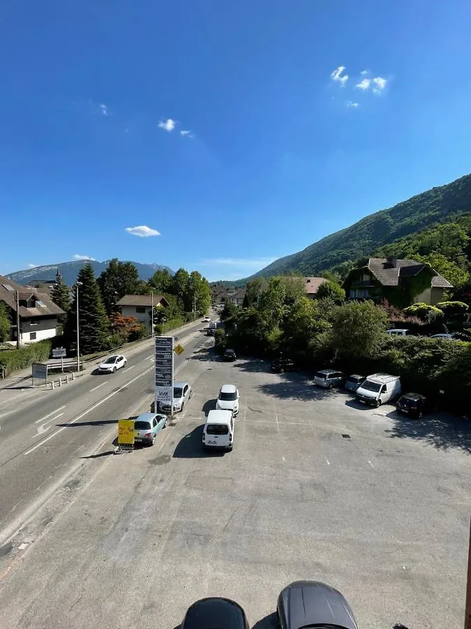 Le Santiego 100M Du Lac Et 4Km Du Vieil Annecy Sevrier 0*,